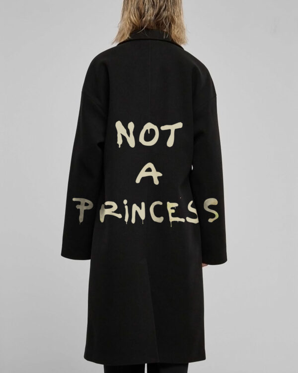 Cappotto over NOT A PRINCESS (black)