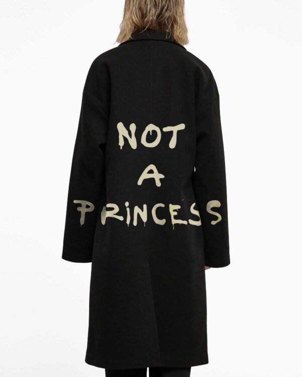 Long coat NOT A PRINCESS (black)